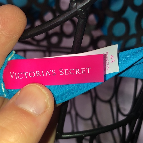 Victoria’s Secret swim suit bikini top large pendant size small blue and yellow‌ - Picture 4 of 4